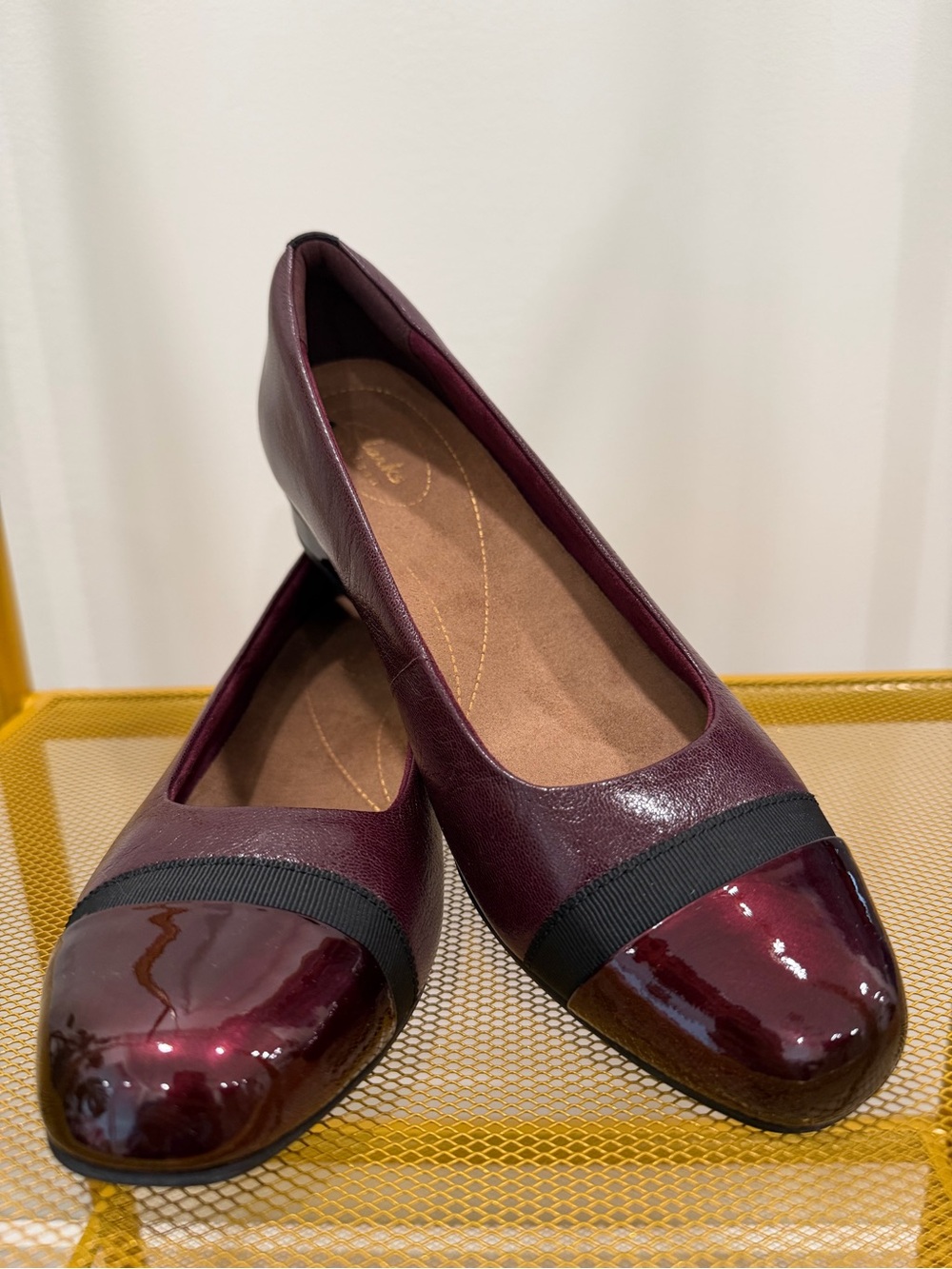 Clarks Women's Wine Ballet Flats with Patent Cap Toe